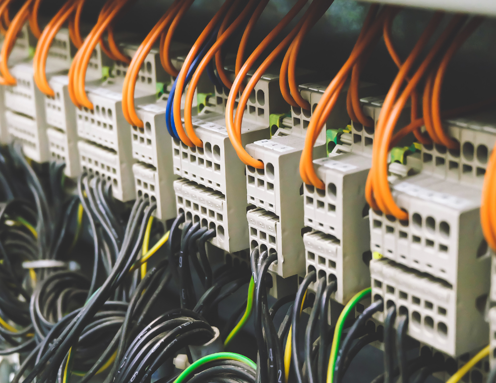Why Legacy Phone Systems No Longer Meet the Demands of Modern Businesses